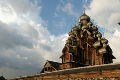 Кижский погост в облаках