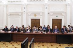 Руководители профсоюзных объединений